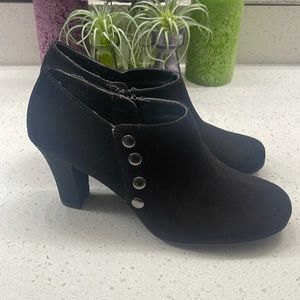 Aerosoles booties.   Size 8.  Brand new